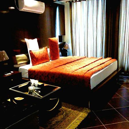 Bling Hotel International Multan Exteriér fotografie